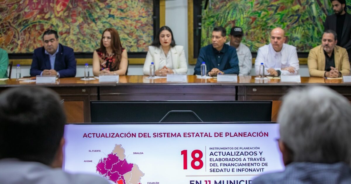 Rocha Moya Encabeza Sesi N Para Aprobar Programa Estatal De Vivienda