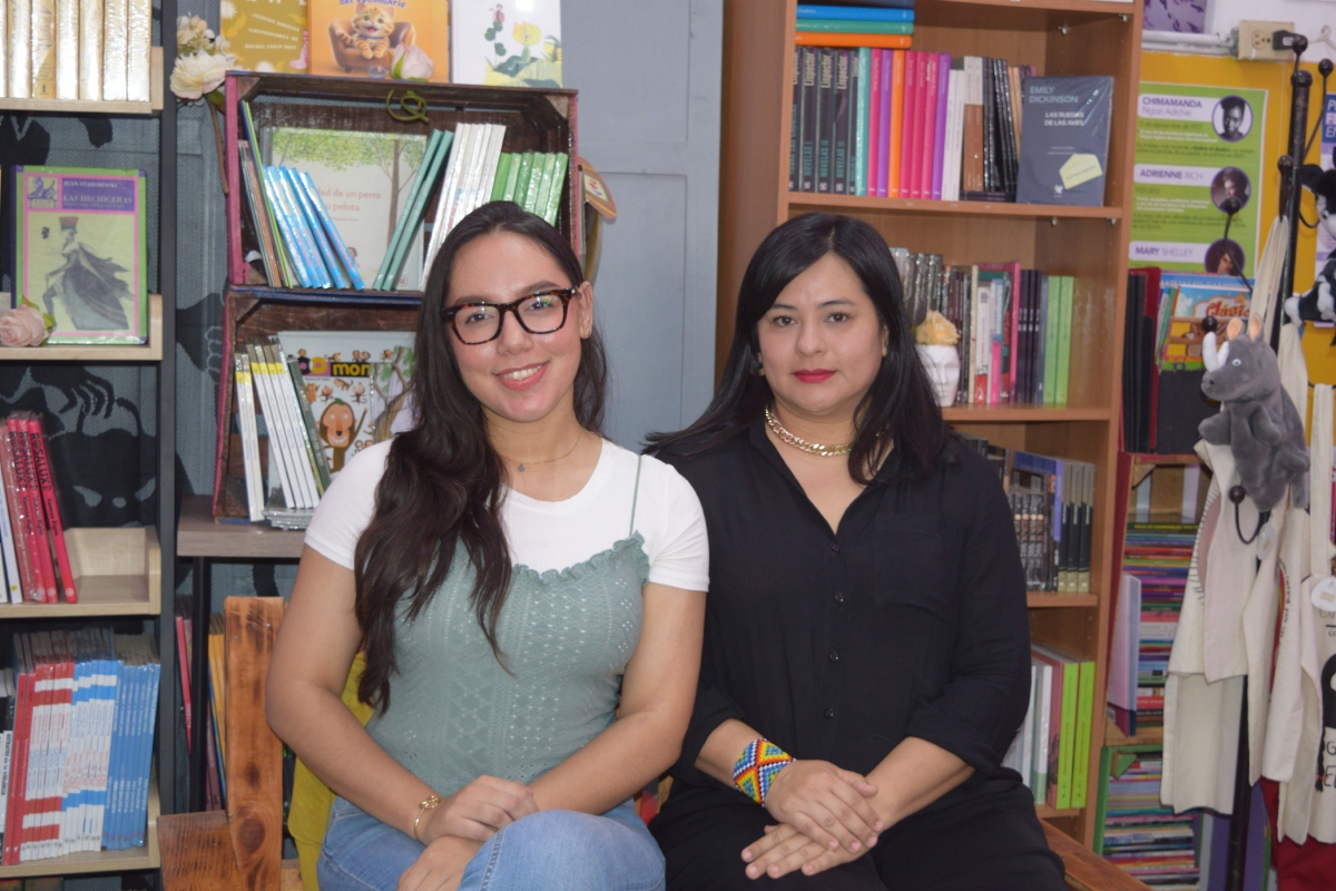 El taller de verano Veranearte está organizado por la librería feminista Dalloway.