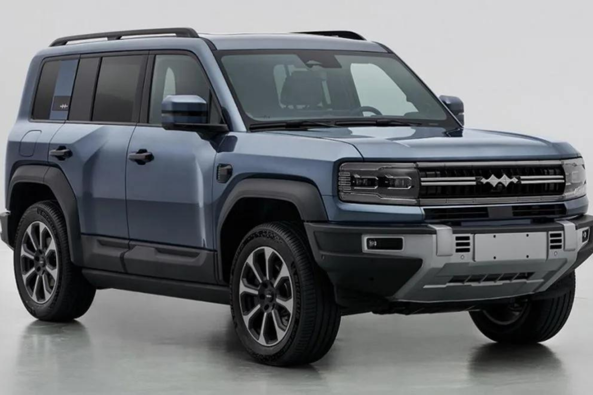 Vehículo eléctrico desarrollado conjuntamente por BYD y Huawei