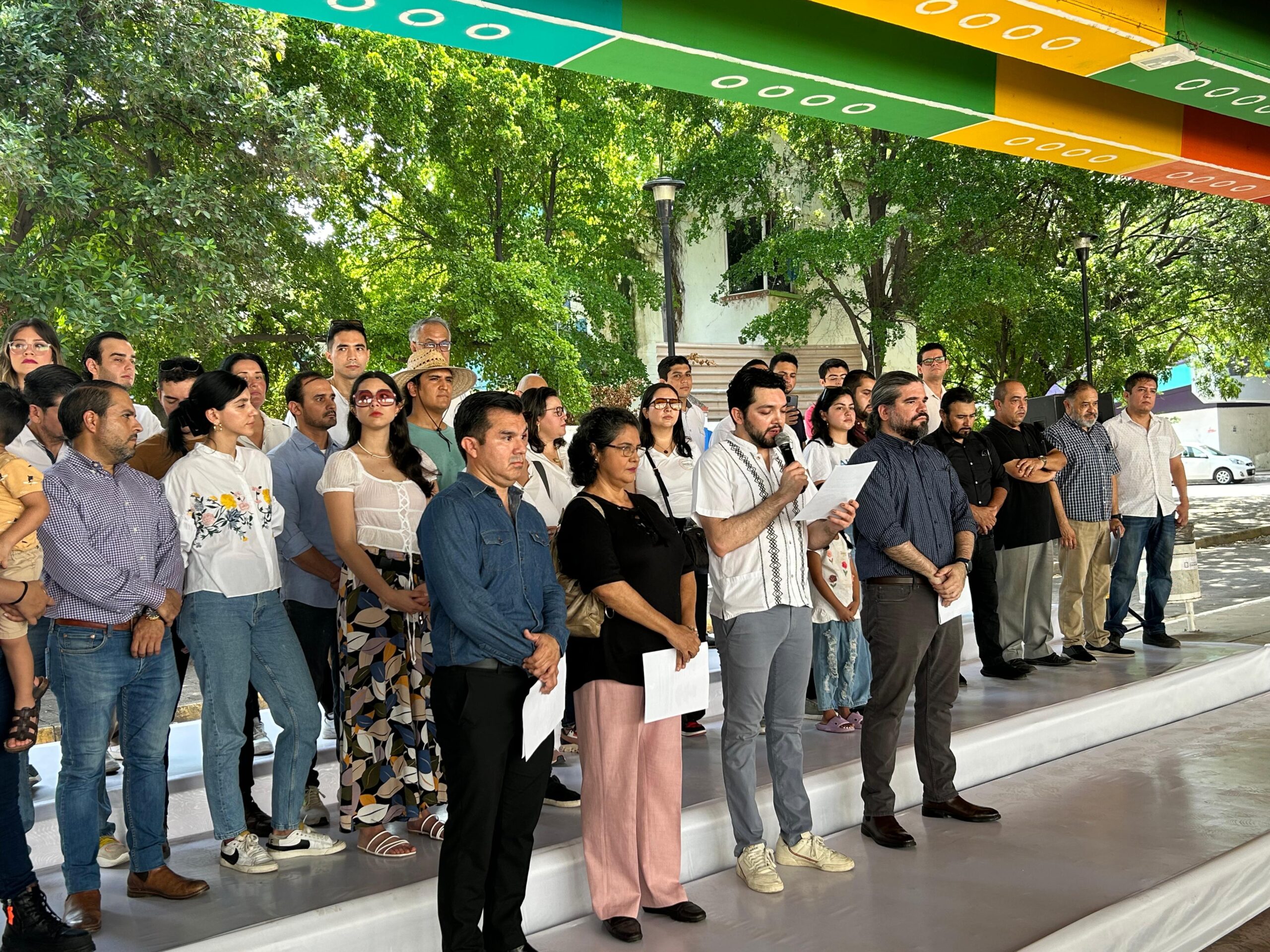 Ciudadanos y activistas se reunen por el día de la paz en culiacan