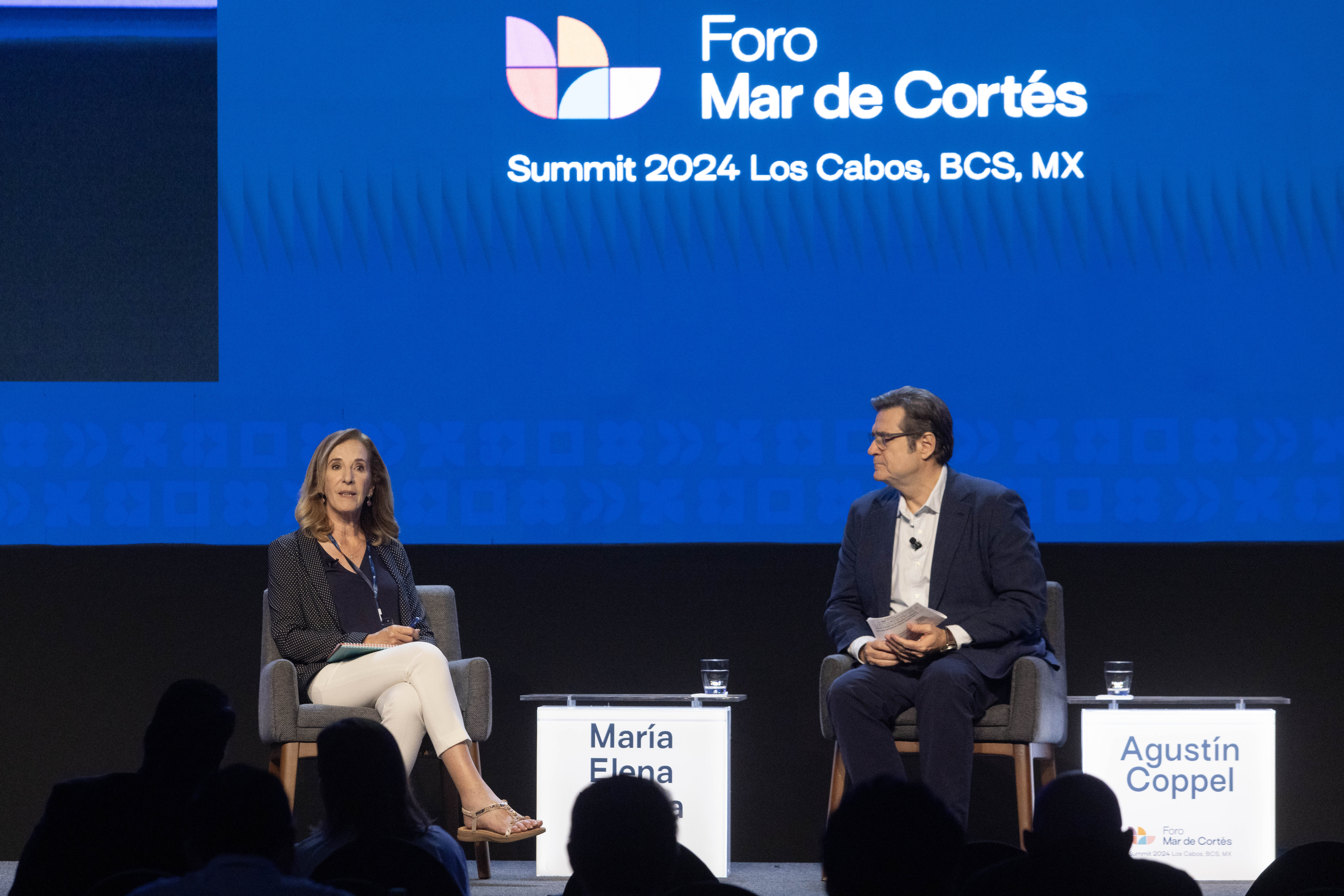 María Elena Morera y Agustín Coppel en el Summit 2024