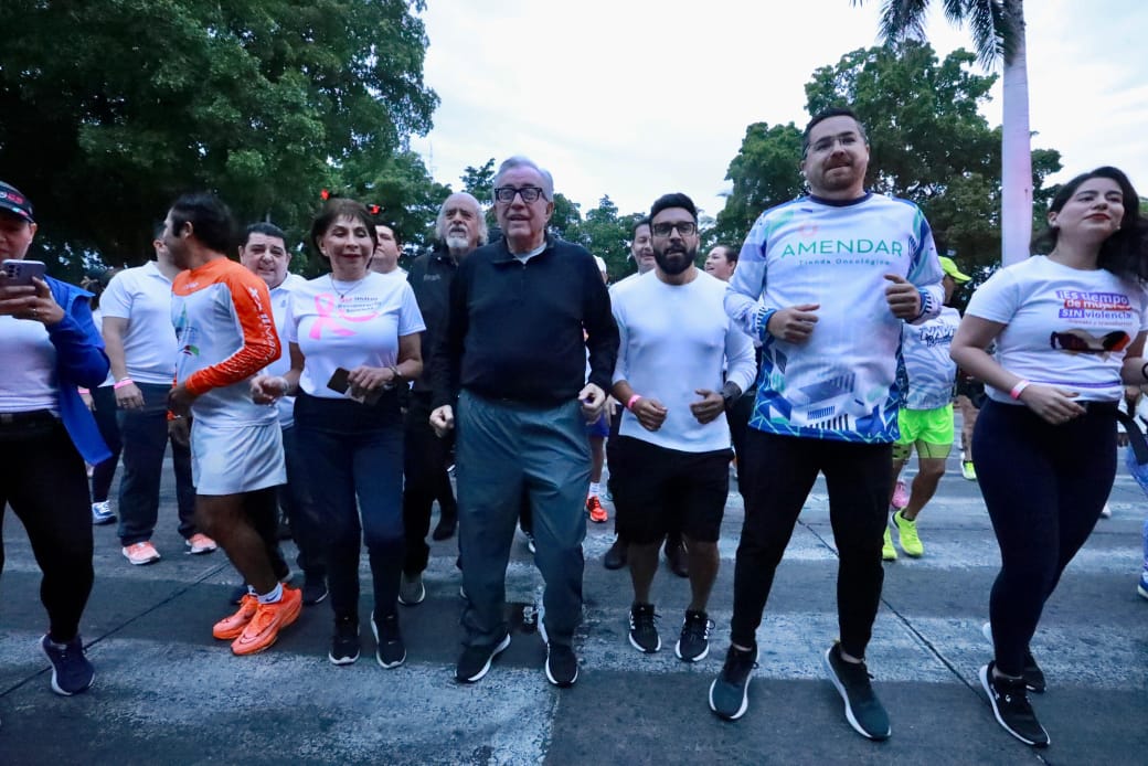 Rocha moya inaugura carrera