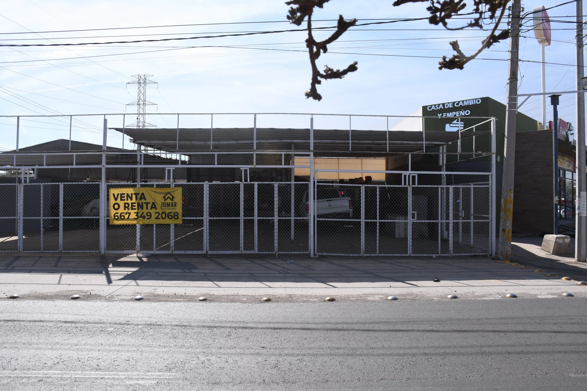 Seminuevos el volado, cerró en Culiacán.