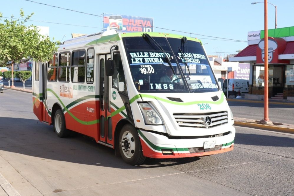 El transporte urbano y federal en guamuchil está paralizado.por la violencia en la ciudad.