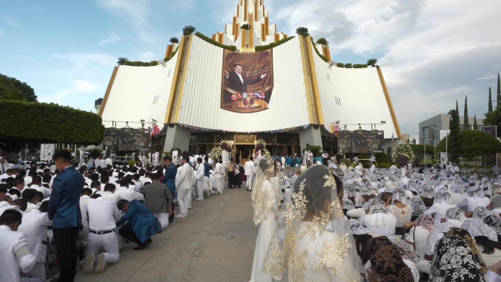 cnne-689066-iglesia-de-la-luz-del-mundo-realiza-evento-sin-su-lider