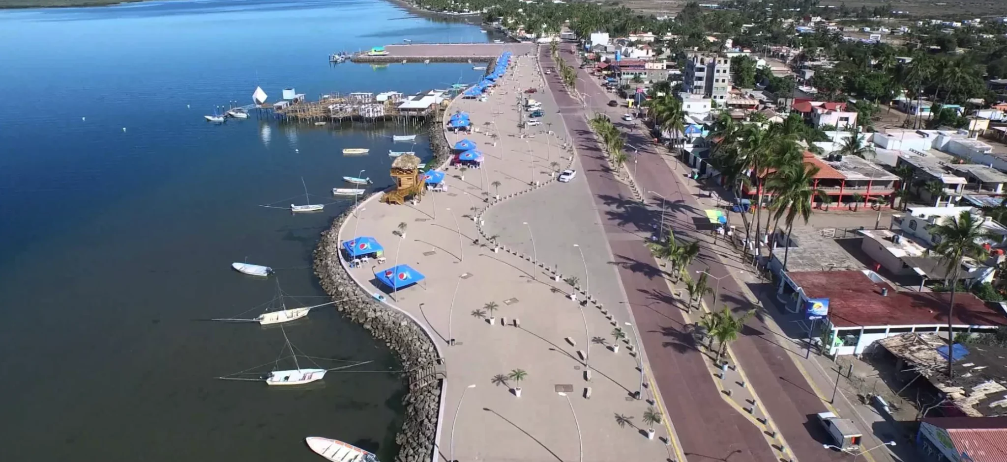 La violencia en Sinaloa recrudece y paraliza sectores como el turismo y comercio; autoridades insisten en que se puede visitar el estado con precaución y coordinación con fuerzas de seguridad.