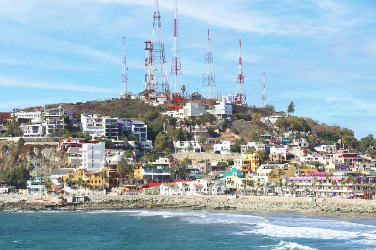 Se activa fase de alerta por tsunami en el Pacífico mexicano. Mazatlán podría registrar oleaje anómalo la madrugada del martes 30 de julio.