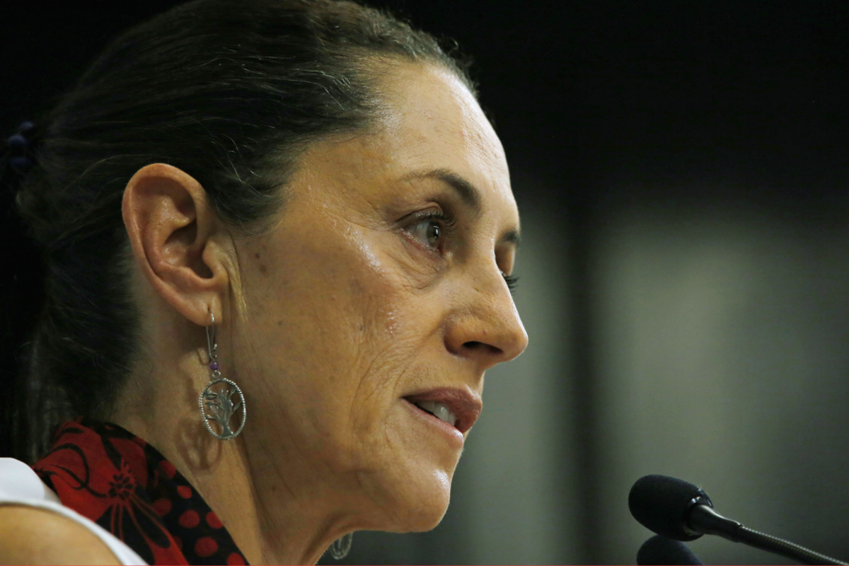 Del calzado a la industria textil, Sheinbaum refuerza su política comercial con aranceles e impuestos a compras en el extranjero, buscando reducir la dependencia de importaciones.