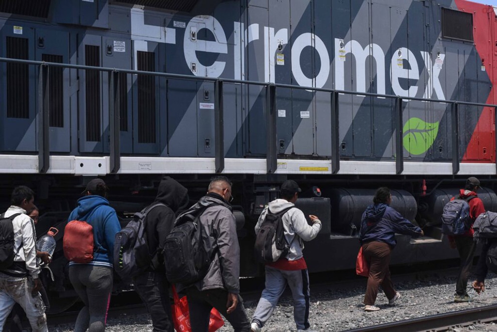 REY-R.-JAUREGUI_013_ferromex_migrantes