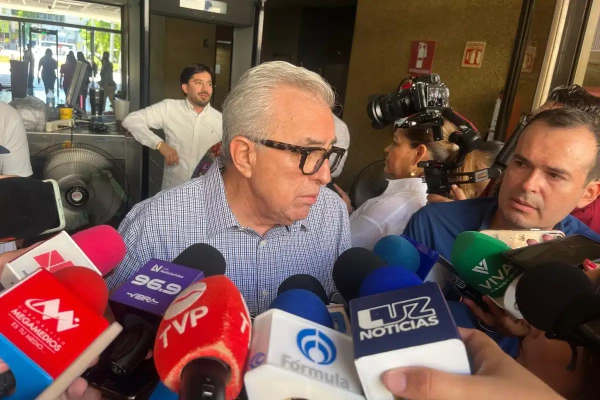 rocha-denuncia-antidrones-grito-independencia-sinaloa-2025