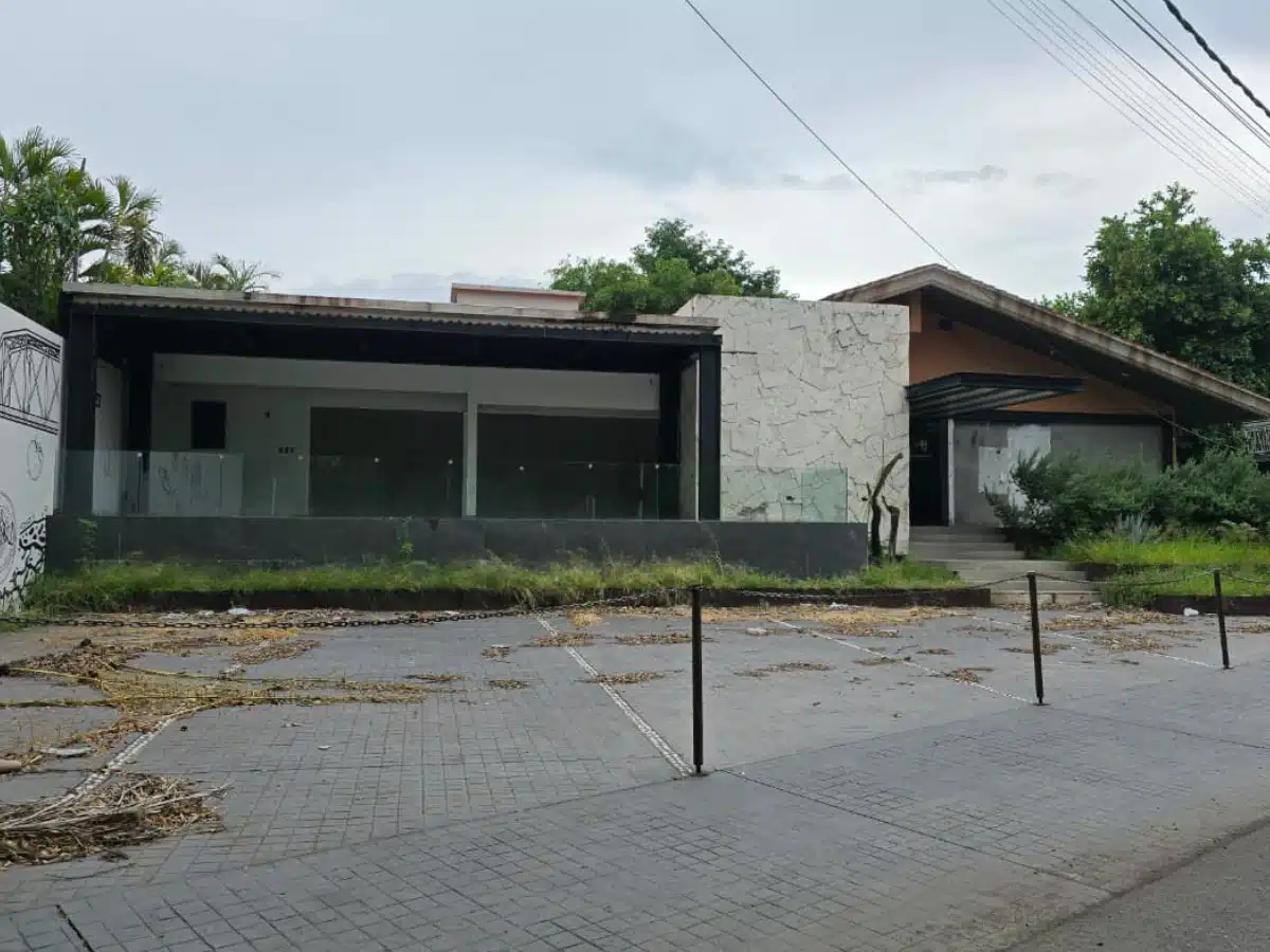 El empleo formal en Sinaloa repunta tras meses de caída, aunque persiste un rezago atribuido a la violencia y al cierre de más de 2,000 empresas.