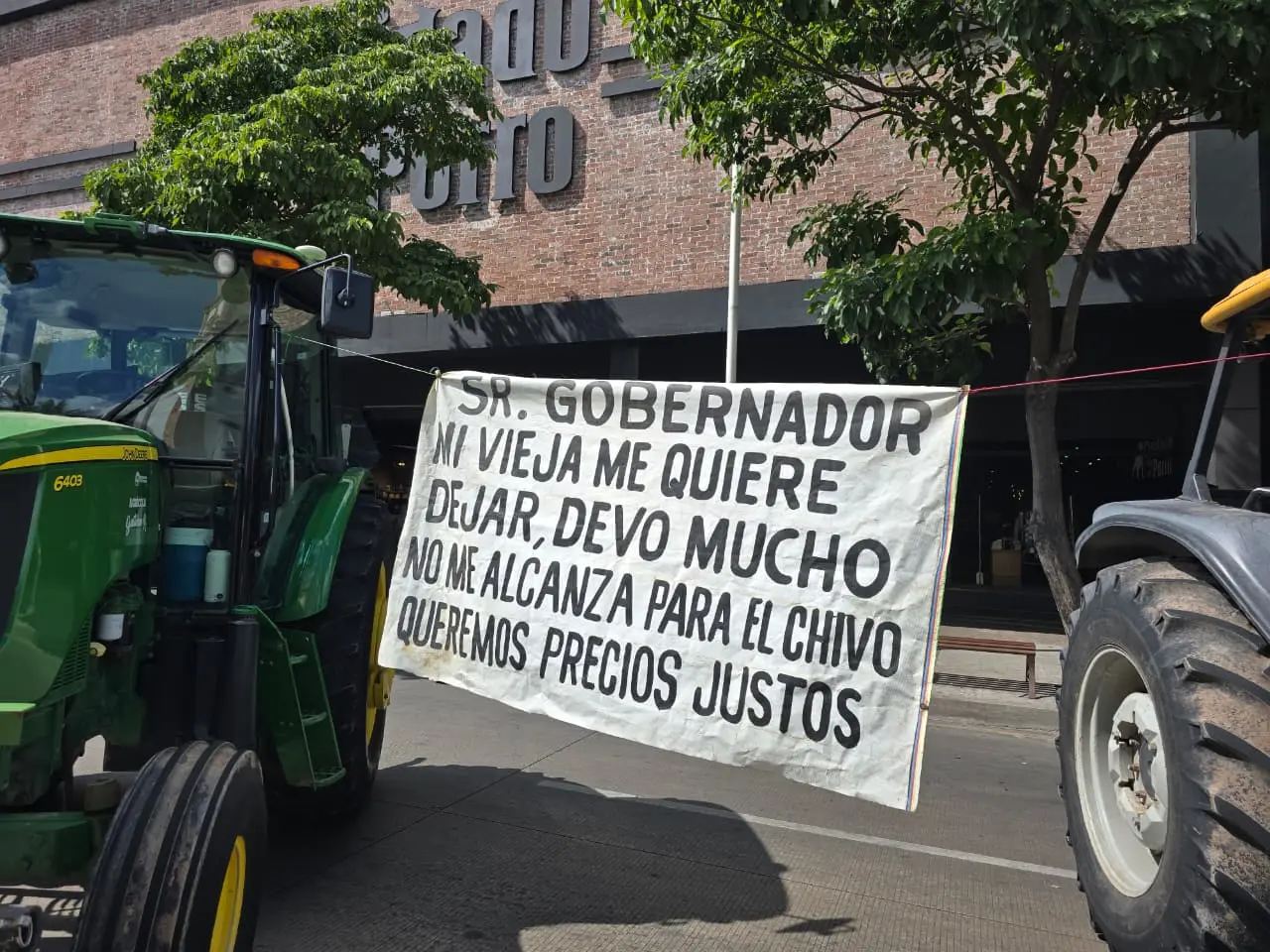 En el marco del paro nacional, la AARC exige al gobierno federal cumplir compromisos con productores de Sinaloa, asegurando apoyos económicos y soberanía alimentaria.