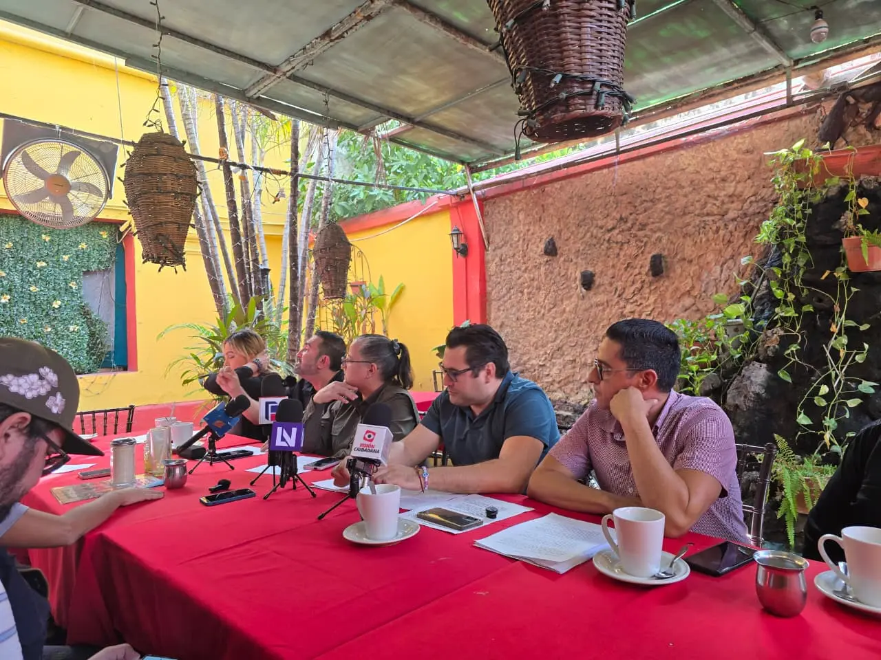 Ante presuntas violaciones laborales y el riesgo de retraso en aguinaldos, empleados de la UAS instalarán un plantón en Culiacán y advierten posibles bloqueos si no hay respuesta oficial.