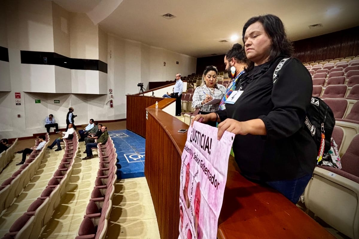 Dignora Valdez denunció ante diputados que su caso, con nueve años de hostigamiento, sigue sin ser atendido pese a una recomendación de la CEDH.|