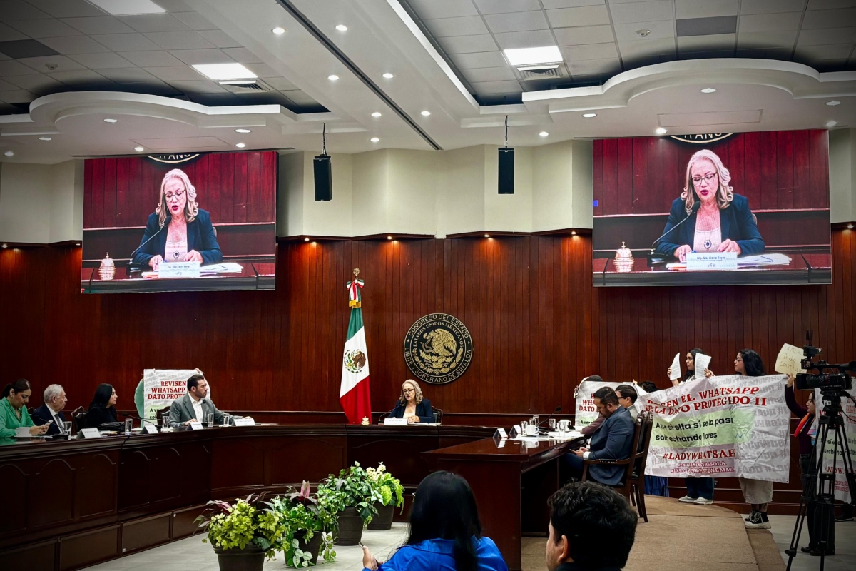 manifestación-solicitudes-congreso-emma-zermeño-almendra-negrete