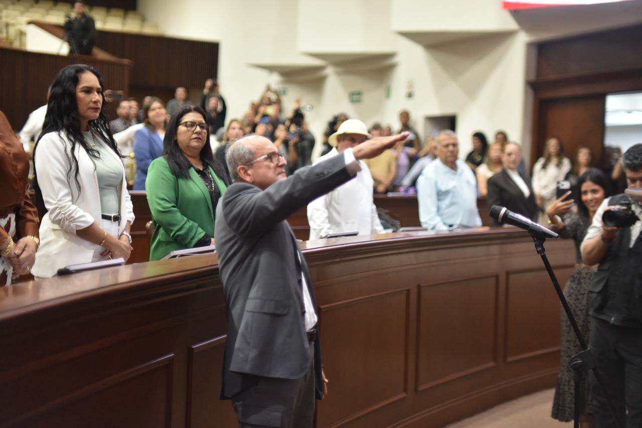 gallardo-asume-protesta